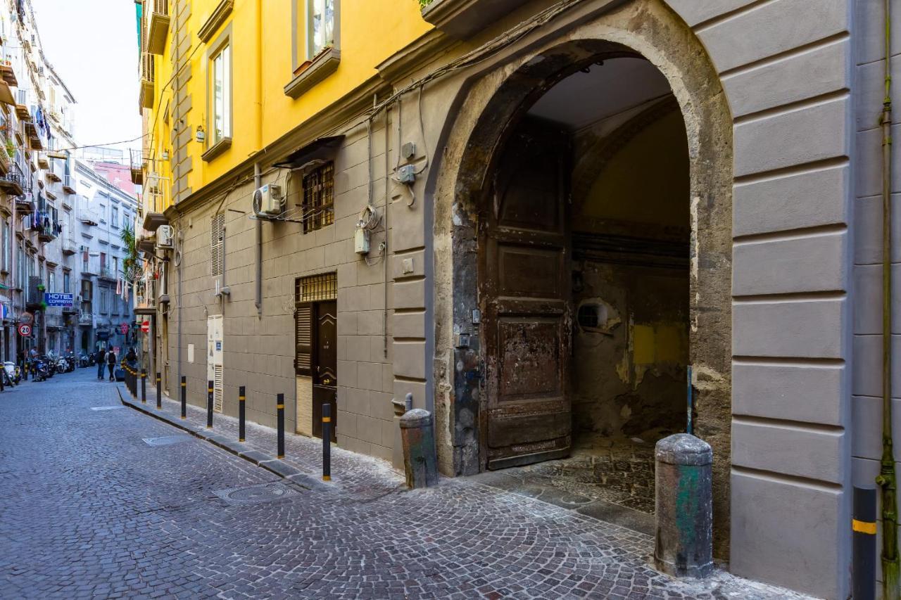 Apartment With Balcony In Palazzo Diaz By Wonderful Italy Νάπολη Εξωτερικό φωτογραφία